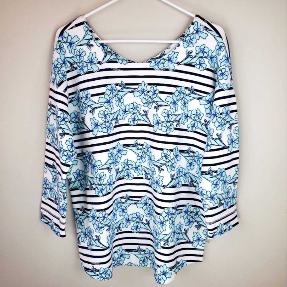 T By Talbots Size L White Blue Striped Floral Top With Button Detail On Back